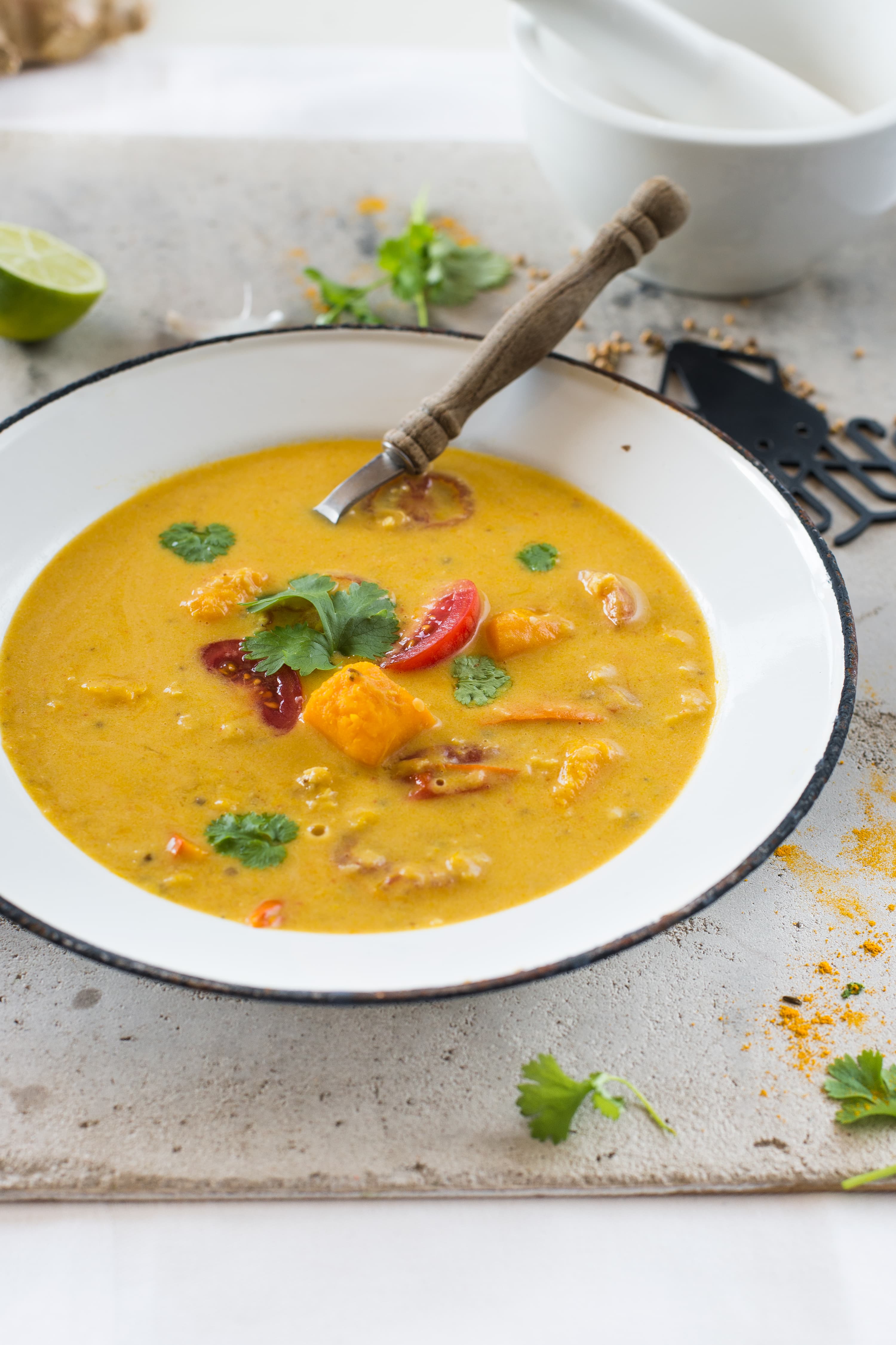 Curry z dyni i soczewicy