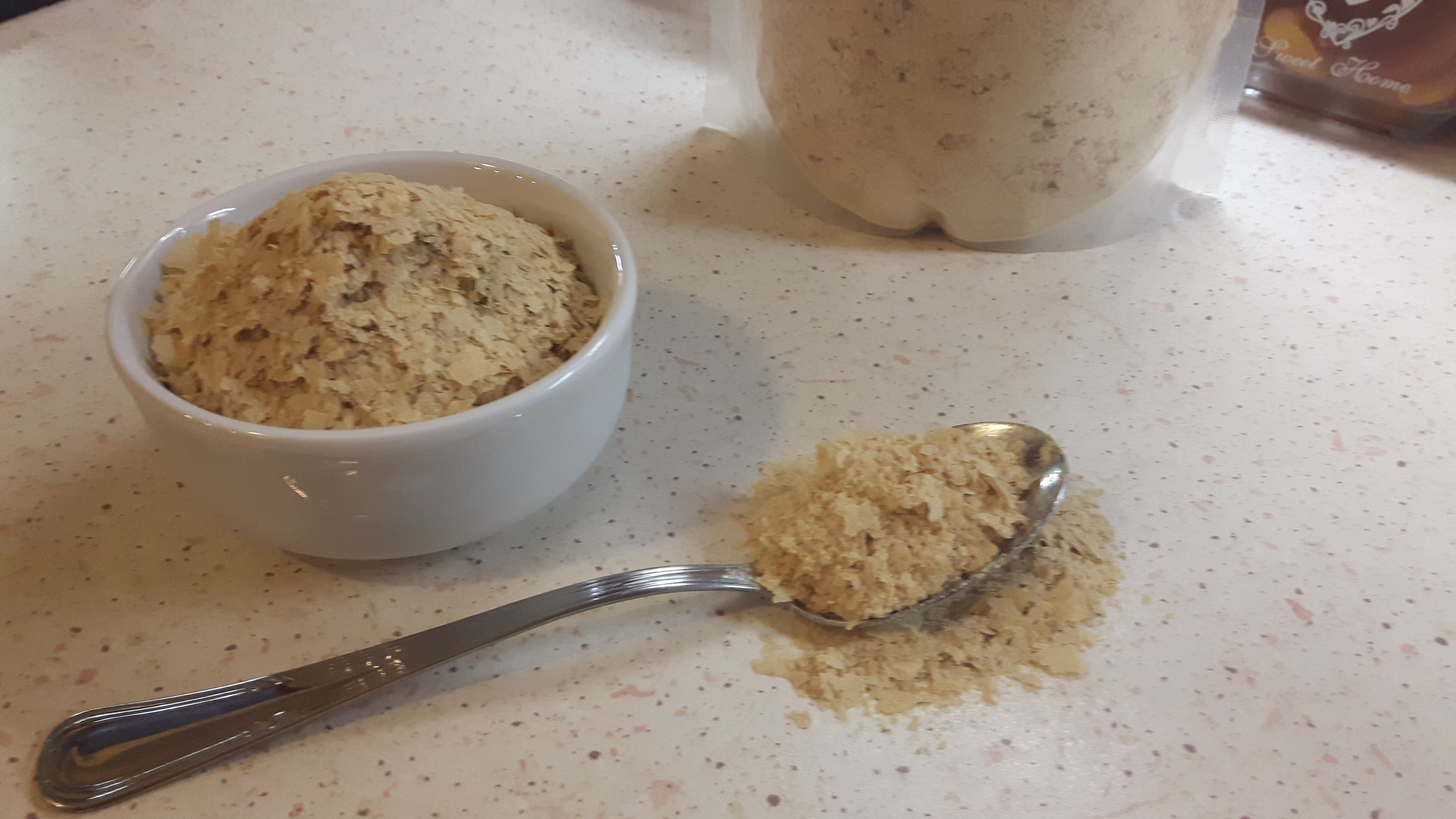 PŁATKI DROŻDŻOWE – CZY SIĘGASZ PO NIE W SWOJEJ DIECIE?