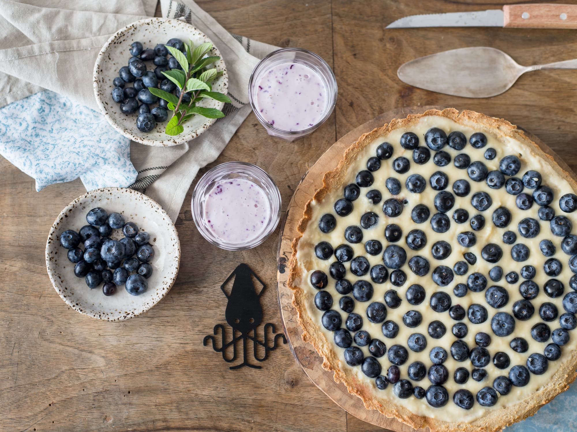 TARTA JAGLANA Z BORÓWKAMI I BUDYNIOWYM KREMEM KOKOSOWYM